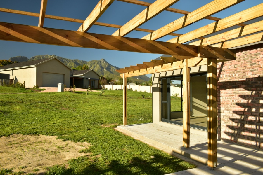 4 Bedroom Property for Sale in Cherry Creek Country Estate Western Cape